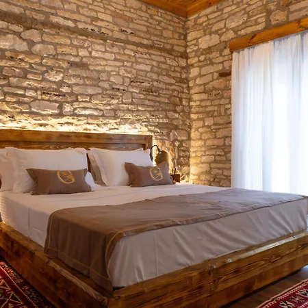 The Golden View 3* Gjirokastër