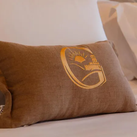 The Golden View 3*